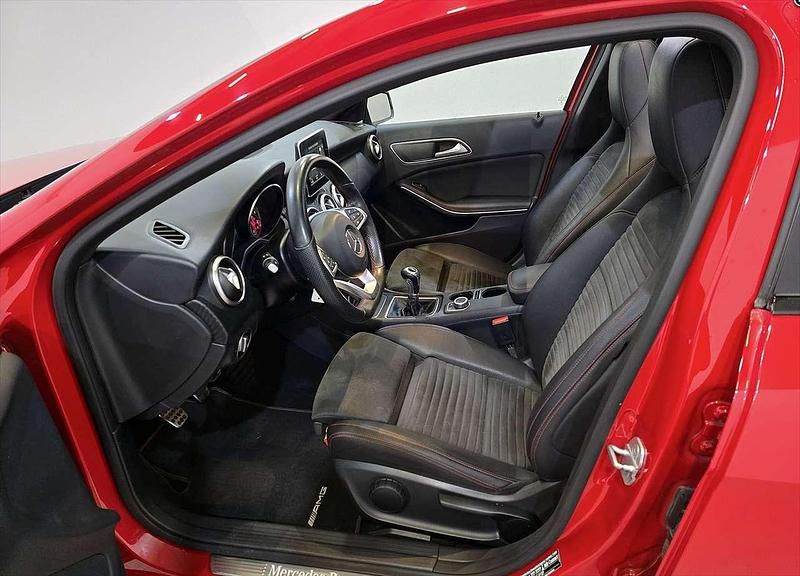 Usata Mercedes A160 Premium 102 CV (75 kW) 2016 Rosso Berlina