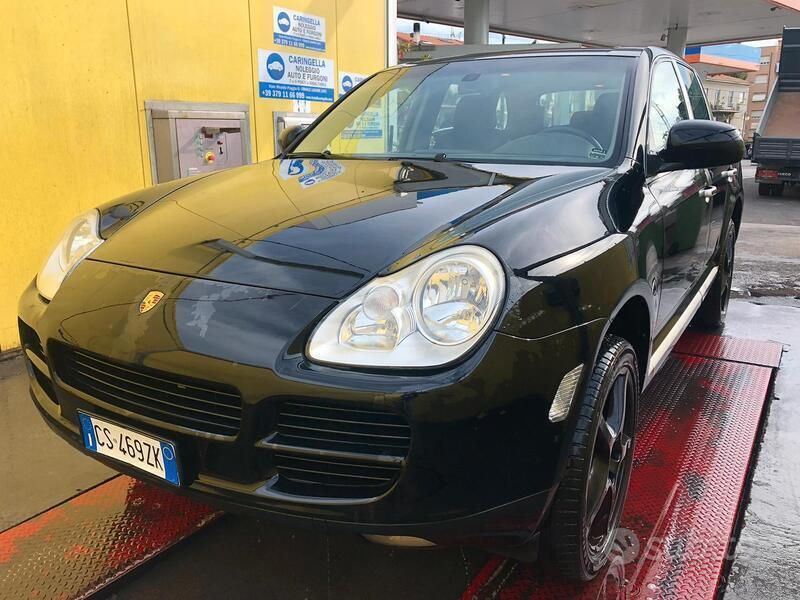 Nero Usata 2005 Porsche Cayenne SUV | 9000 € (Super prezzo) - Immagine 1/4