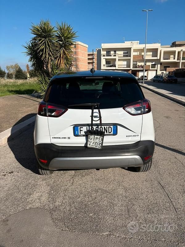Usata Opel Crossland X Ultimate 99 CV (72 kW) 2017 Bianco SUV