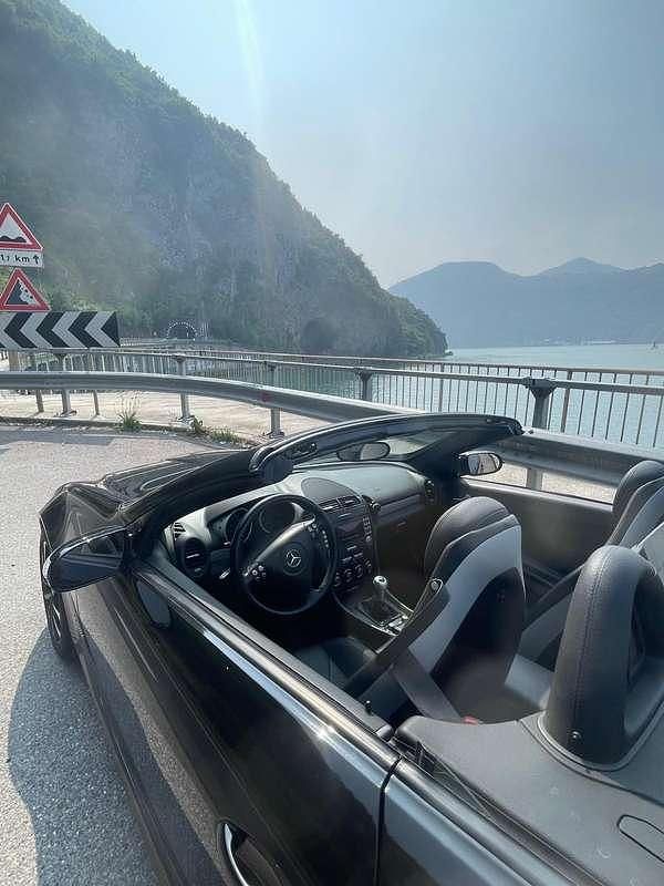 Usata Mercedes SLK200 Chrome 163 CV (119 kW) 2006 Cabrio