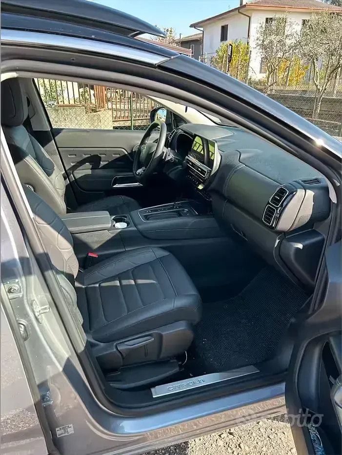 Usata Citroën C5 Aircross Shine 131 CV (96 kW) 2023 Grigio SUV