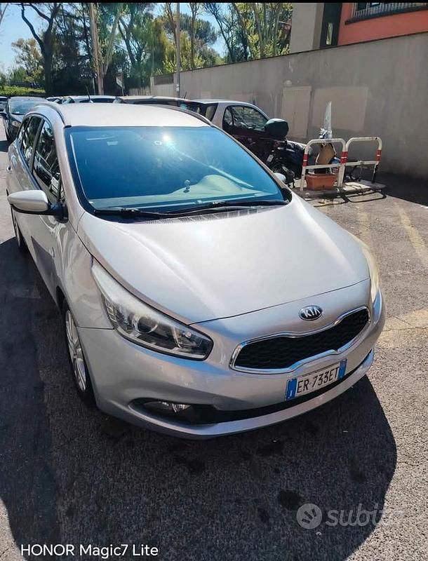 Usata Kia Ceed Sportswagon 115 CV (84 kW) 2013 Grigio Station wagon