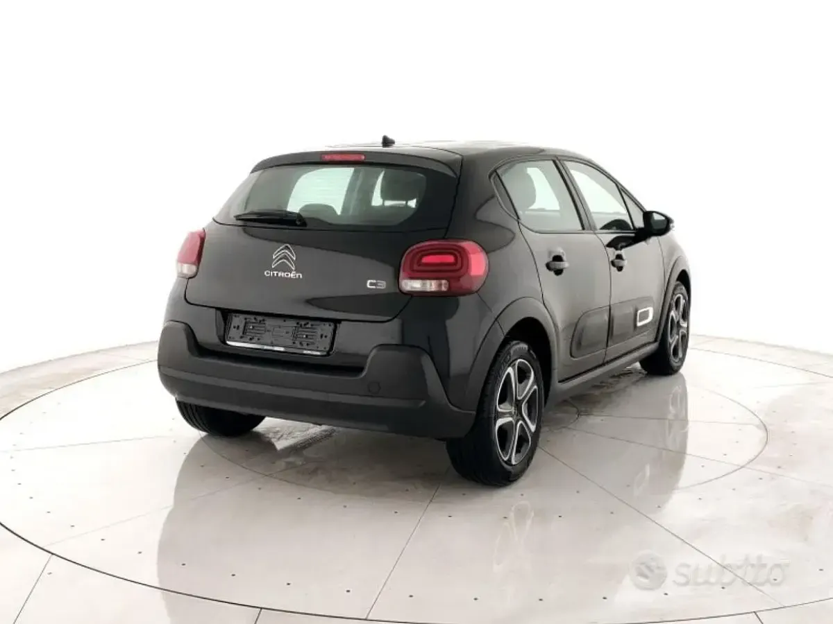 Usata Citroën C3 PureTech 83 CV (61 kW) 2024 Nero Monovolume
