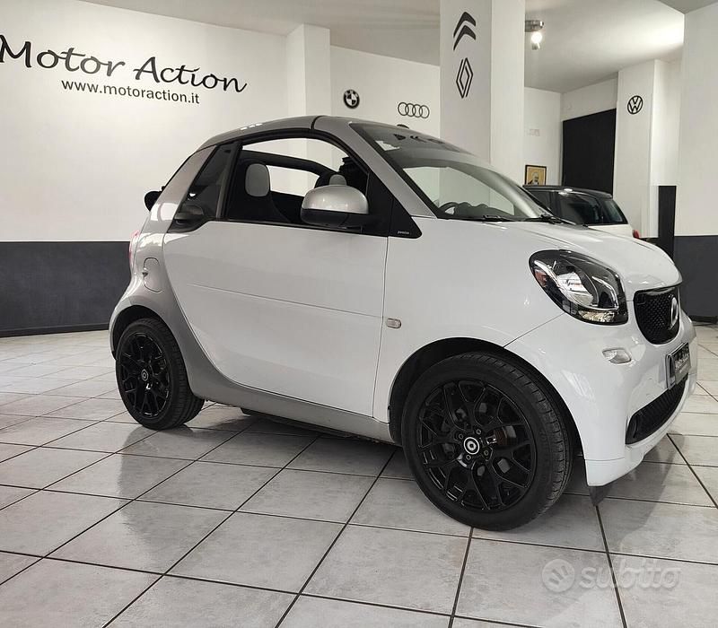 Usata Smart ForTwo Cabrio Passion 71 CV (52 kW) 2017 Bianco Cabrio