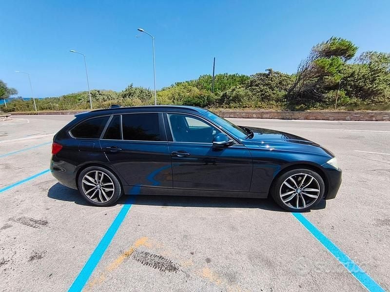 Usata BMW 320 M Sport 184 CV (135 kW) 2014 Blu Station wagon