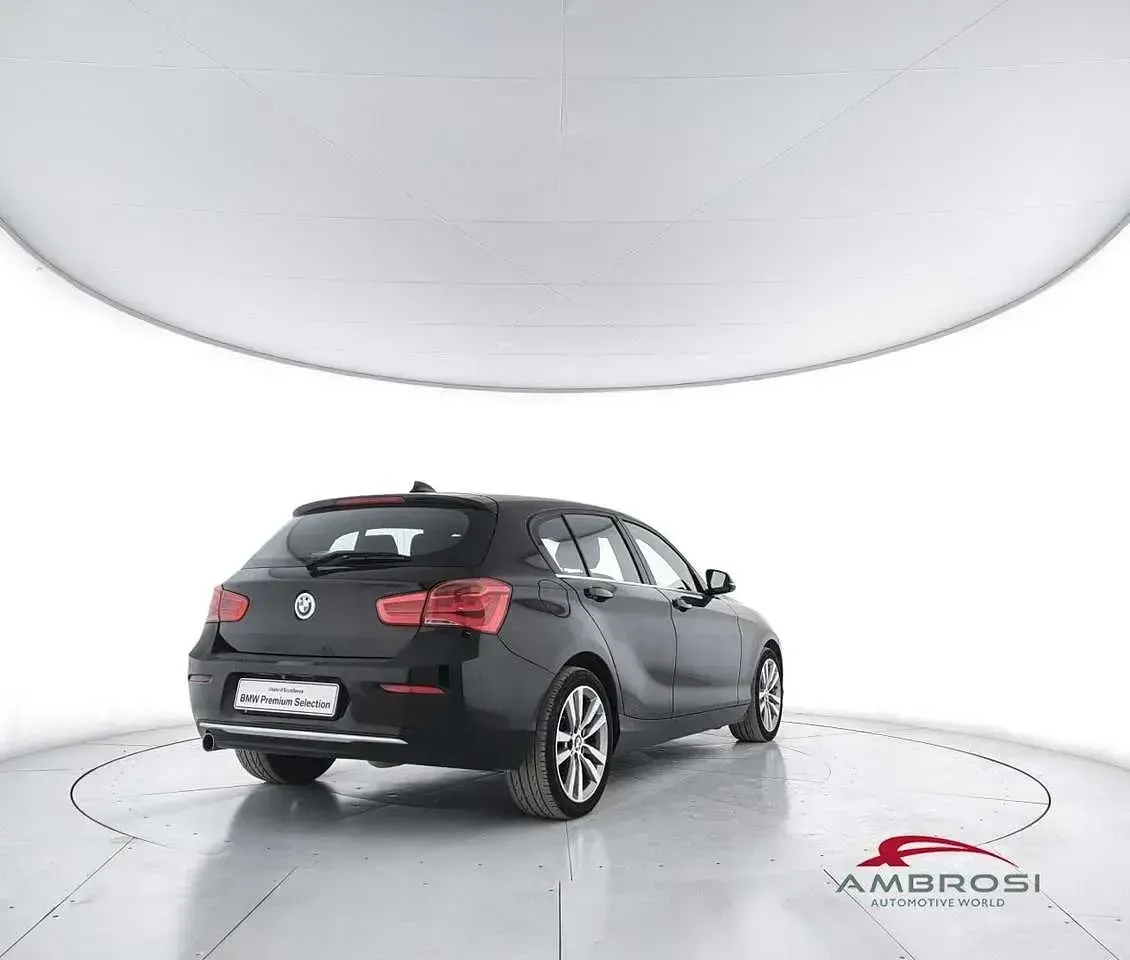 Usata BMW 118 150 CV (110 kW) 2018 Nero Utilitaria