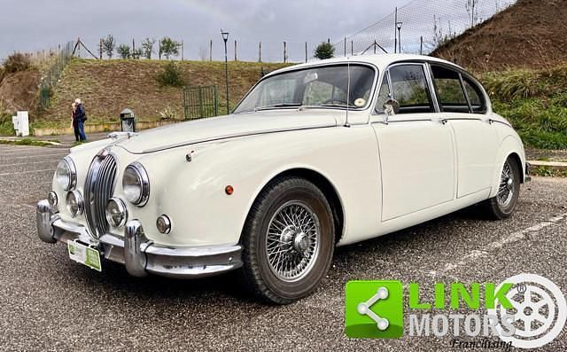Usata Jaguar MK II 1967 Bianco Berlina