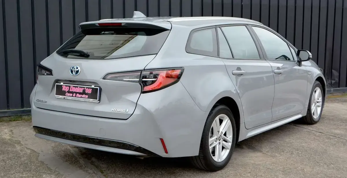 Usata Toyota Corolla Business Edition 98 CV (72 kW) 2022 Grigio Station wagon
