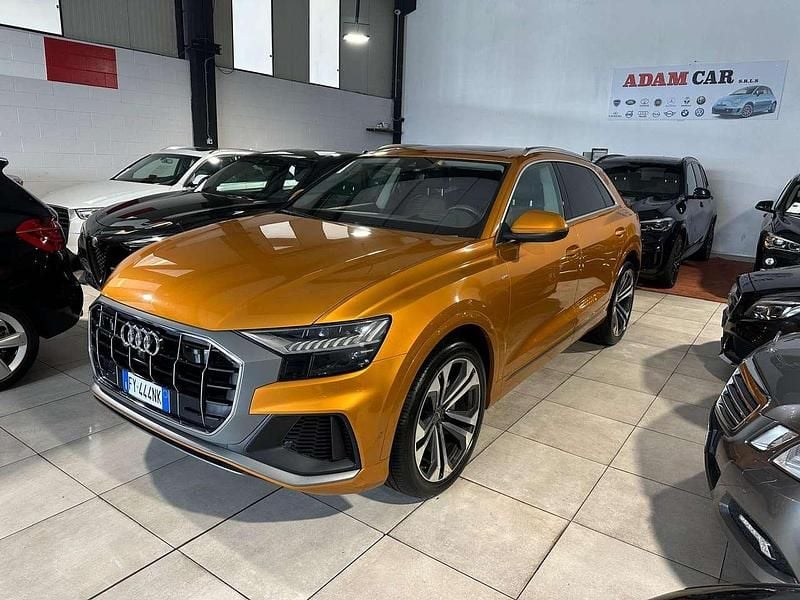 Usata Audi Q8 S-Line 286 CV (210 kW) 2018 Arancione SUV