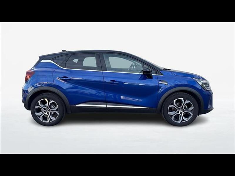 Usata Renault Captur Intens 100 CV (73 kW) 2023 Blu chiaro SUV