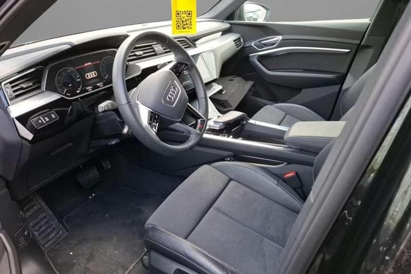 Usata Audi e-tron 158 kW (215 CV) 2022 Nero SUV