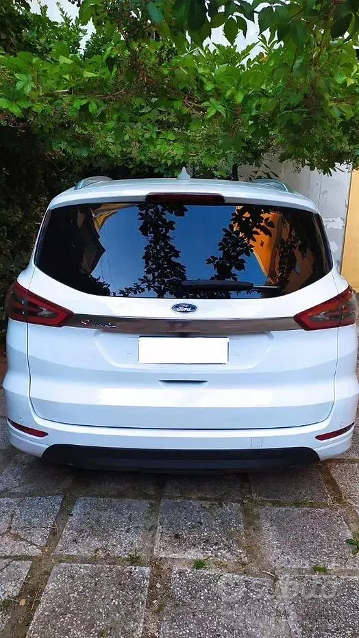 Usata Ford S-MAX Titanium 150 CV (110 kW) 2021 Bianco Monovolume