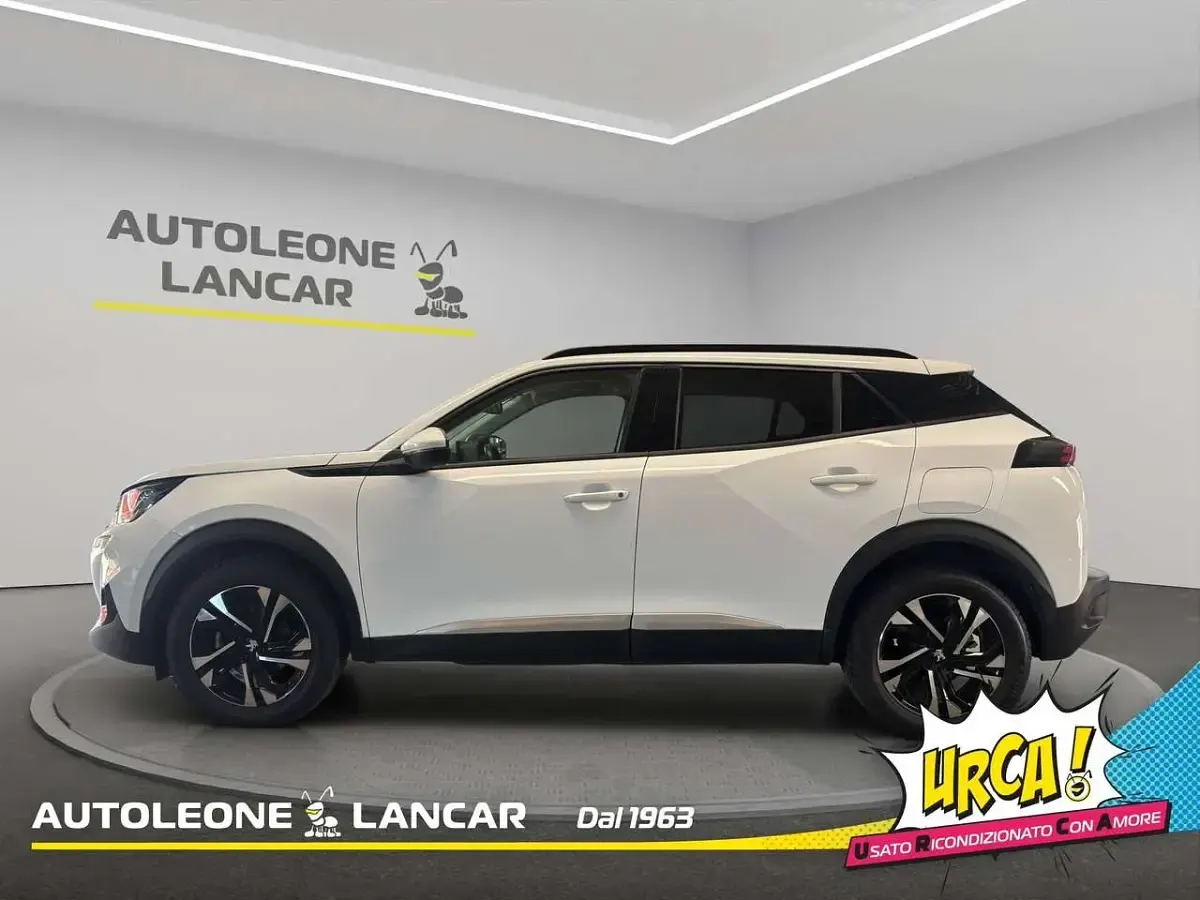Usata Peugeot 2008 Allure 102 CV (75 kW) 2020 Bianco SUV