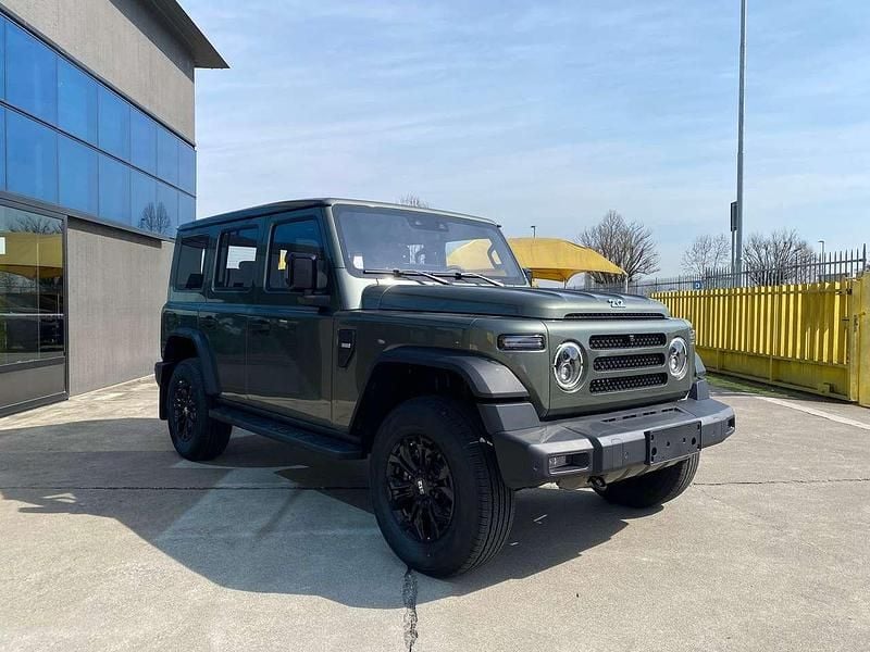 Nuova EMC 212 218 CV (160 kW) 2025 Nero SUV