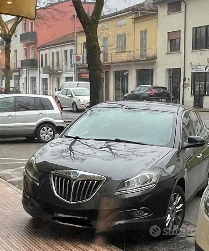 Usata Lancia Delta 2011 Utilitaria