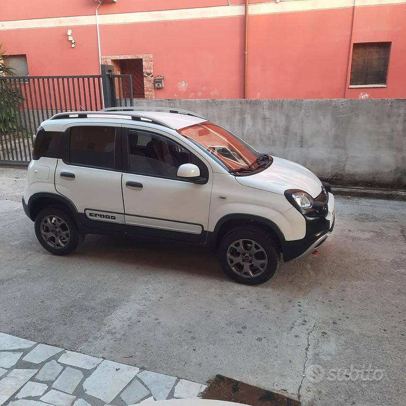 Usata Fiat Panda Cross Cross 95 CV (69 kW) 2016 Bianco Utilitaria