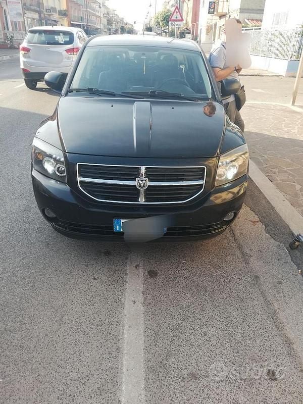 Usata Dodge Caliber 140 CV (102 kW) 2009 Nero Utilitaria