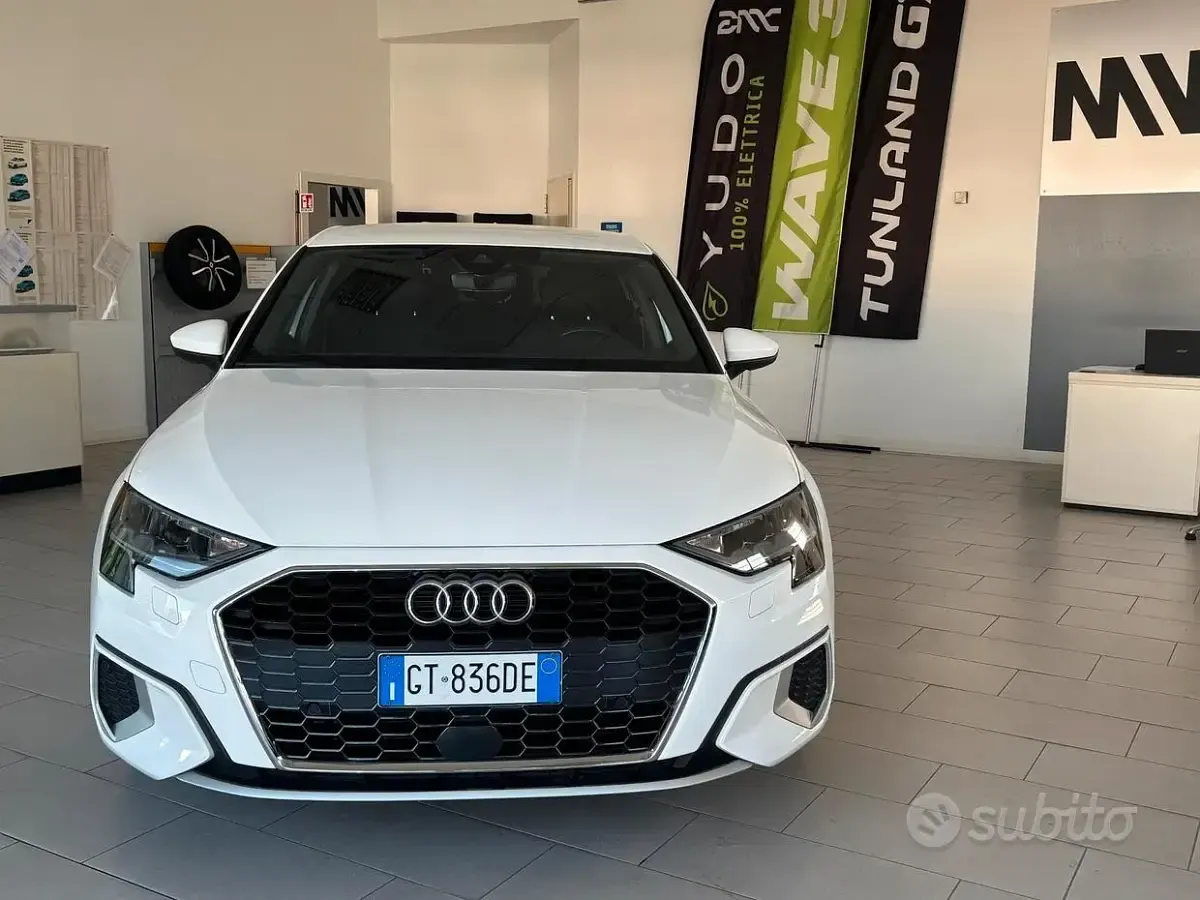 Usata Audi A3 Advanced 110 CV (80 kW) 2024 Bianco Berlina