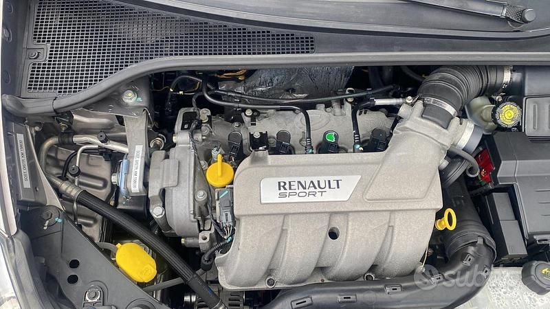 Usata Renault Clio II R.S. 197 CV (144 kW) 2007 Grigio Berlina