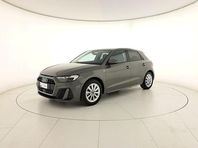 Usata Audi A1 Sportback S-Line 95 CV (69 kW) 2025 Grigio chronos metallizzato Utilitaria