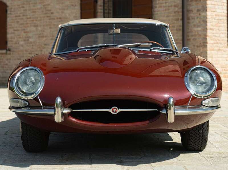 Usata Jaguar E-Type 265 CV (194 kW) 1964 Marrone Cabrio