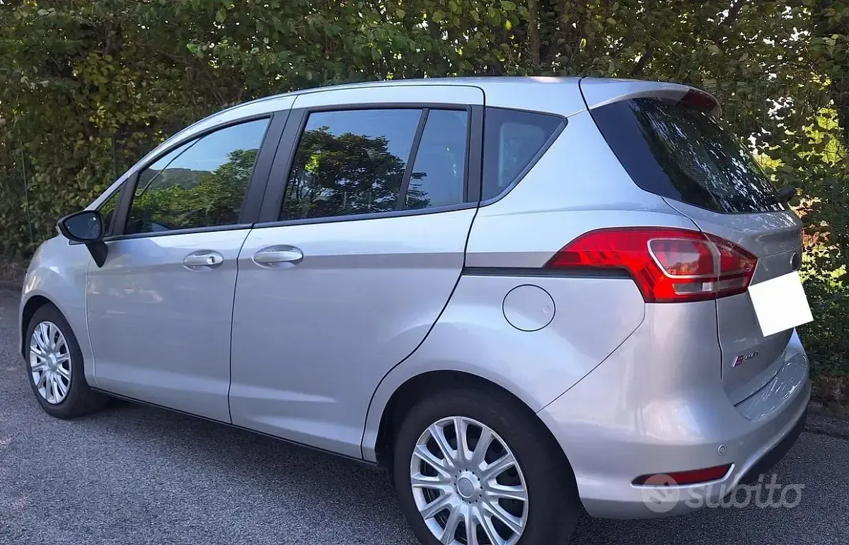 Usata Ford B-MAX 75 CV (55 kW) 2017 Grigio Monovolume