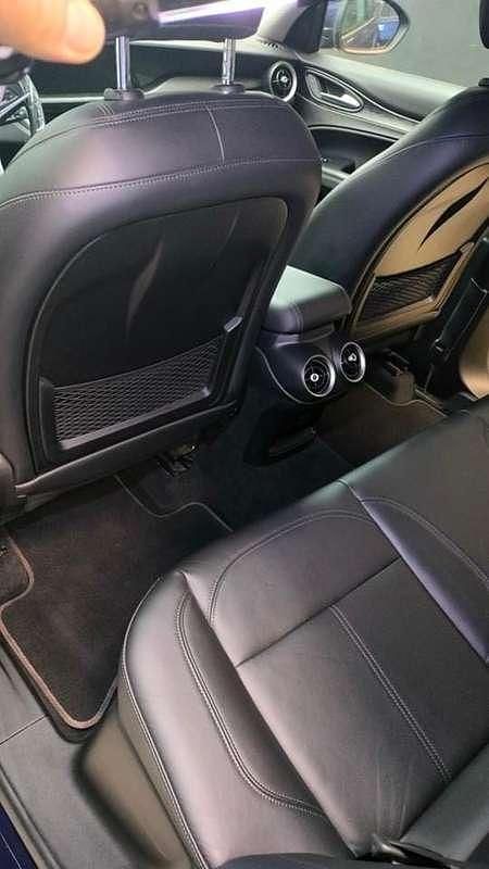 Usata Alfa Romeo Stelvio 209 CV (153 kW) 2017 Blu/azzurro SUV