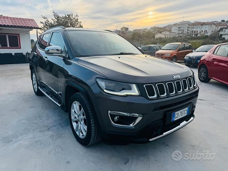 Usata Jeep Compass Limited 119 CV (87 kW) 2020 Grigio SUV
