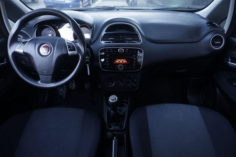 Usata Fiat Grande Punto Dynamic 75 CV (55 kW) 2014 Blu Utilitaria