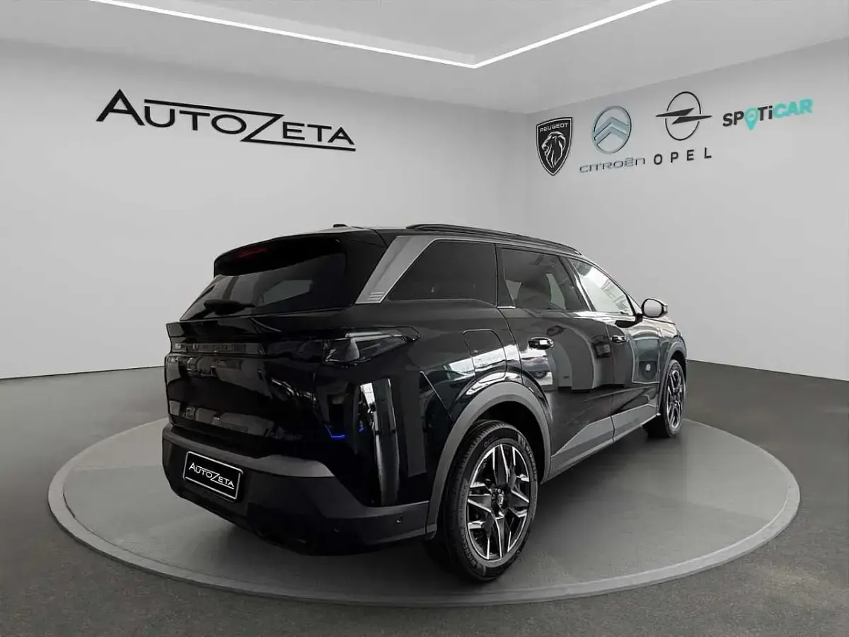 Nuova Peugeot 5008 GT 136 CV (100 kW) 2025 Nero SUV