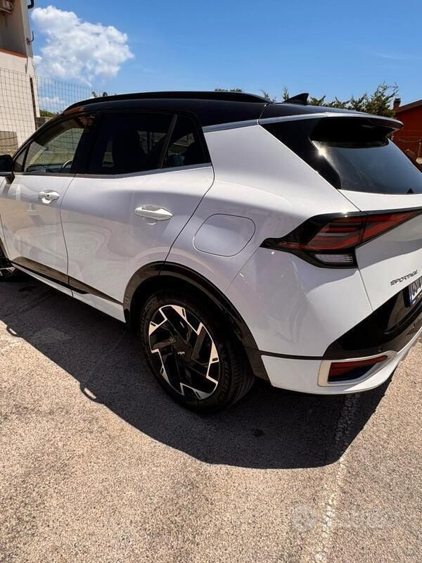 Usata Kia Sportage GT-Line 136 CV (100 kW) 2024 Bianco SUV