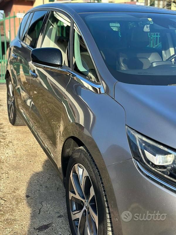 Usata Renault Espace Initiale Paris 160 CV (117 kW) 2015 Grigio Monovolume