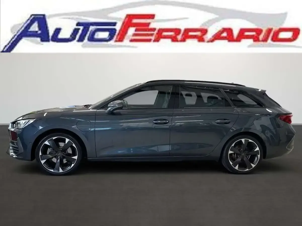 Usata Cupra Leon 245 CV (180 kW) 2022 Grigio Station wagon