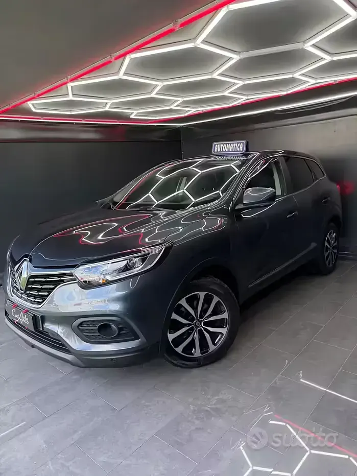 Usata Renault Kadjar Techno 116 CV (85 kW) 2022 Grigio SUV