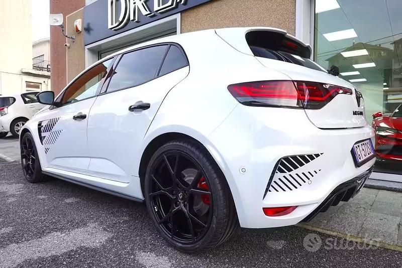 Usata Renault Mégane IV R.S. 300 CV (220 kW) 2024 Bianco perlato Berlina