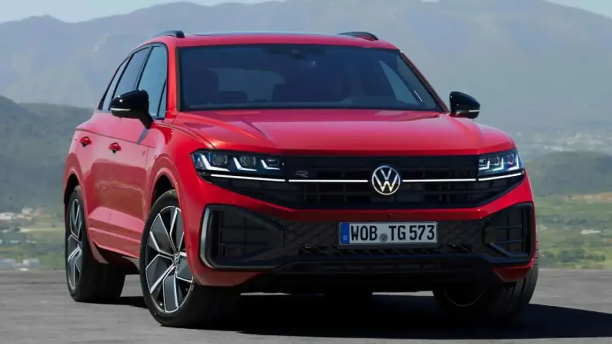 Nuova VW Touareg Elegance 381 CV (280 kW) 2026 Argento SUV
