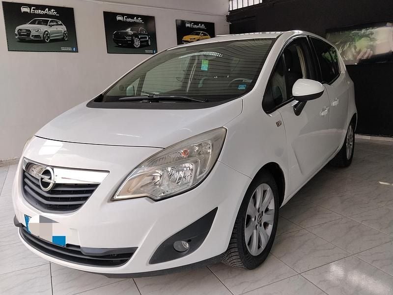 Usata Opel Meriva 95 CV (69 kW) 2011 Bianco Monovolume
