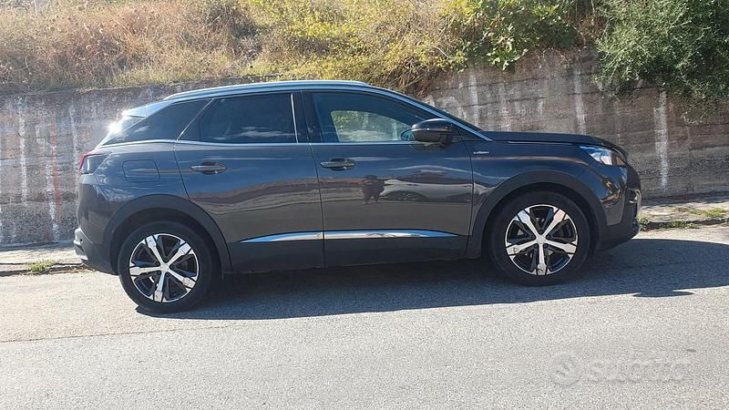 Usata Peugeot 3008 GT-line 131 CV (96 kW) 2019 Grigio SUV