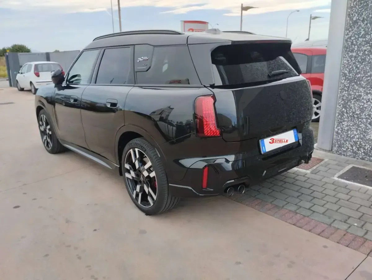 Usata Mini John Cooper Works Countryman 300 CV (220 kW) 2024 Nero SUV
