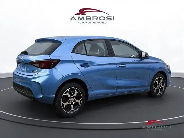 Usata MG MG3 Comfort 265 CV (194 kW) 2024 Blu Utilitaria