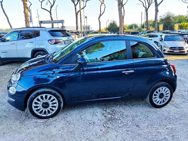 Usata Fiat 500 Dolcevita 70 CV (51 kW) 2022 Blu Utilitaria