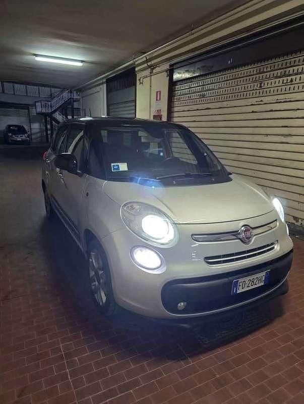 Usata Fiat 500L Living 95 CV (69 kW) 2016 Argento Monovolume