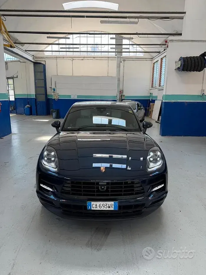 Usata Porsche Macan 245 CV (180 kW) 2020 Blu SUV