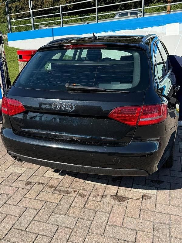 Usata Audi A4 Comfort 143 CV (105 kW) 2010 Nero Station wagon