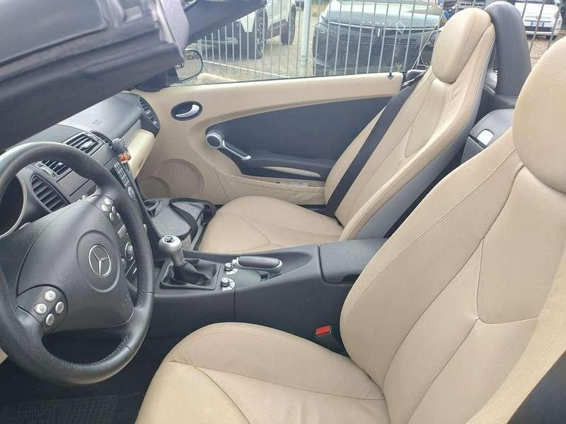 Usata Mercedes SLK200 163 CV (119 kW) 2008 Nero Cabrio