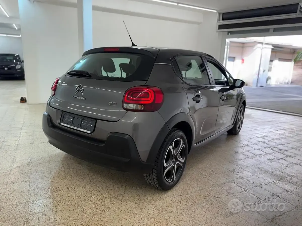 Usata Citroën C3 Shine 83 CV (61 kW) 2020 Grigio Utilitaria
