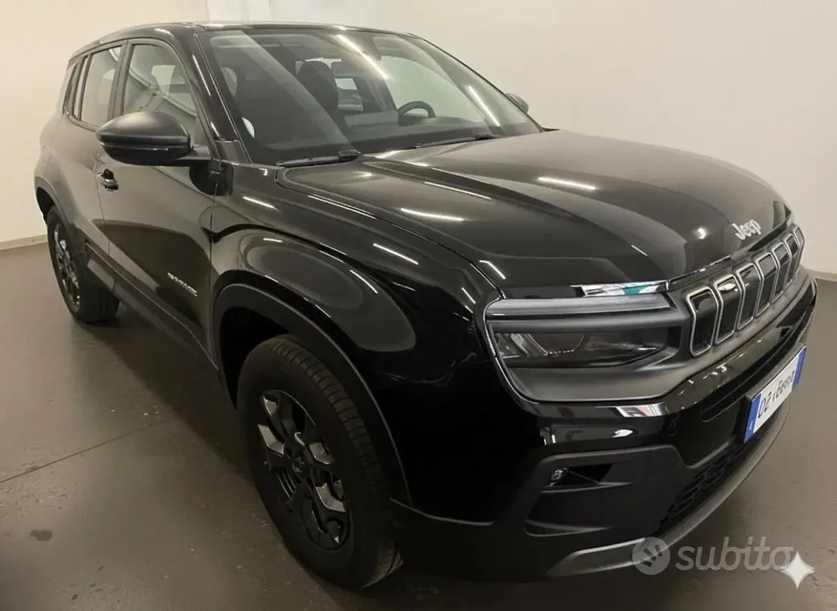 Nuova Jeep Avenger Longitude 101 CV (74 kW) 2025 Nero SUV