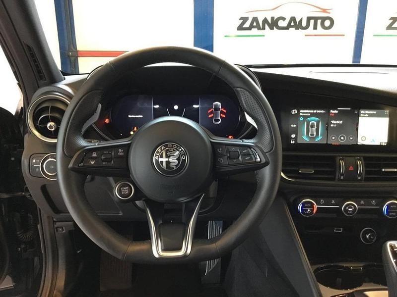Usata Alfa Romeo Giulia Sprint 280 CV (205 kW) 2024 Nero Berlina
