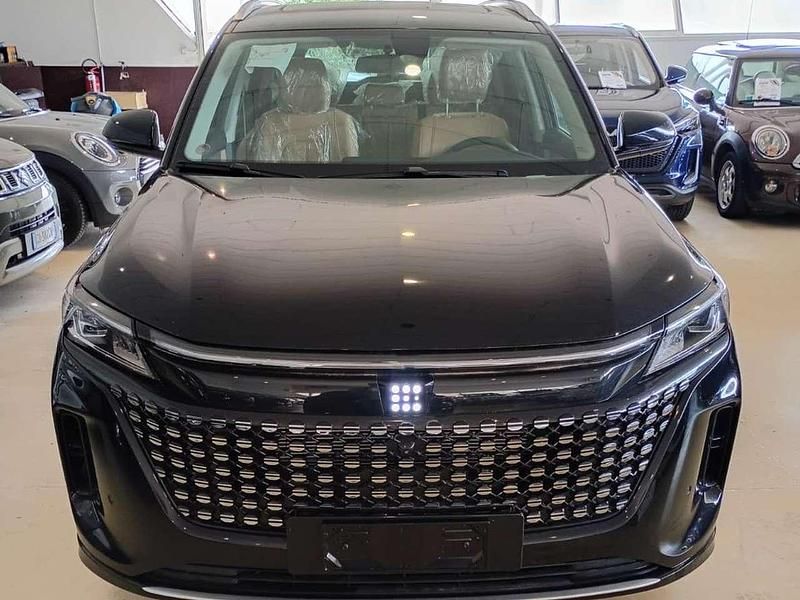 Nuova DFSK E5 184 CV (135 kW) 2025 Nero SUV