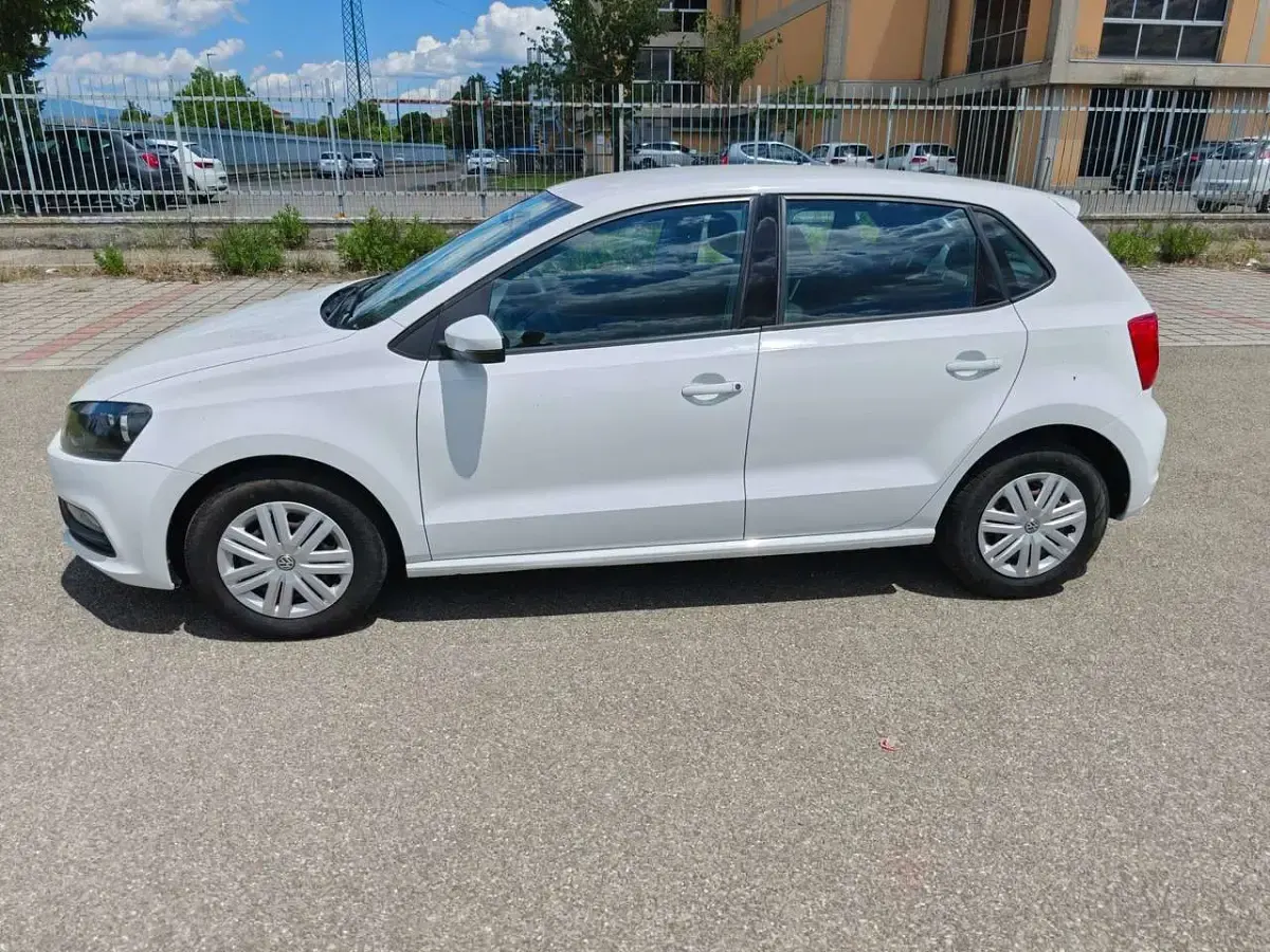 Usata VW Polo Trendline 60 CV (44 kW) 2015 Bianco Berlina